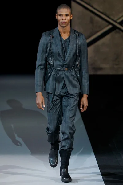 Look 49